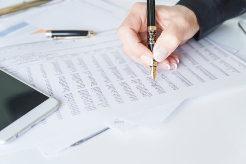 handwriting paper with fountain pen